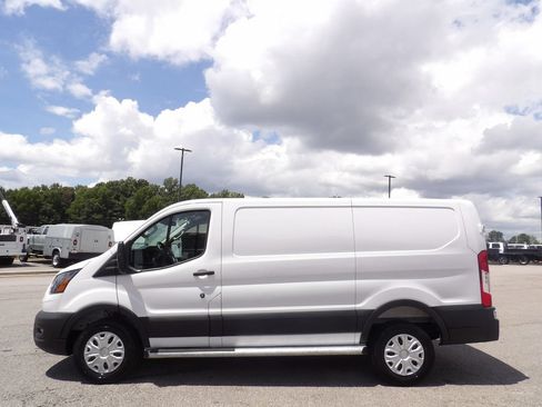 Used 2025 Ford Transit 250 Low Roof w/ Exterior Upgrade Package RWD image 55