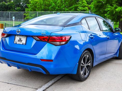 Used 2022 Nissan Sentra SV w/ Trunk Package FWD image 16