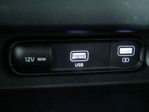 Certified 2023 Kia Seltos S image 32