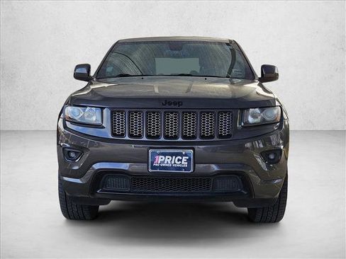 Used 2015 Jeep Grand Cherokee Altitude image 2