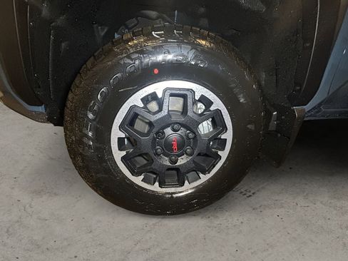 New 2026 Toyota Tacoma TRD Off-Road AWD/4WD image 14