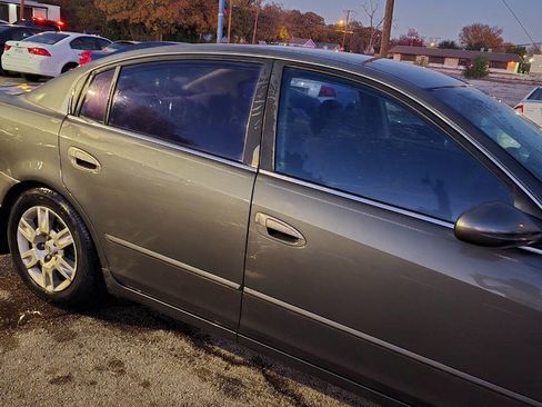 Used 2005 Nissan Altima 2.5 S w/ (S02) Side Airbags Pkg image 7