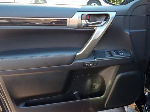 Certified 2023 Lexus GX 460 Premium image 13