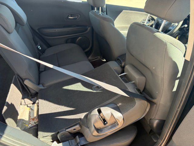 Used 2021 Honda HR-V LX image 9