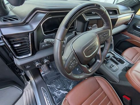 Used 2023 GMC Sierra 1500 Denali Ultimate AWD/4WD image 12