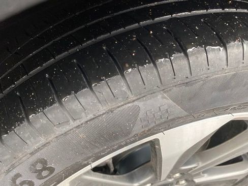 Used 2023 Ford Escape Platinum image 23