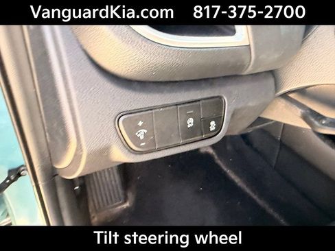 Certified 2026 Kia Seltos EX FWD image 16