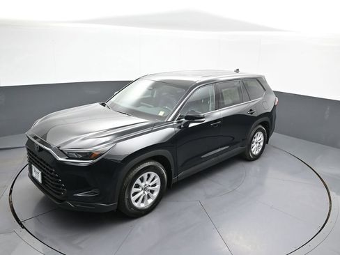 Certified 2026 Toyota Grand Highlander XLE image 35