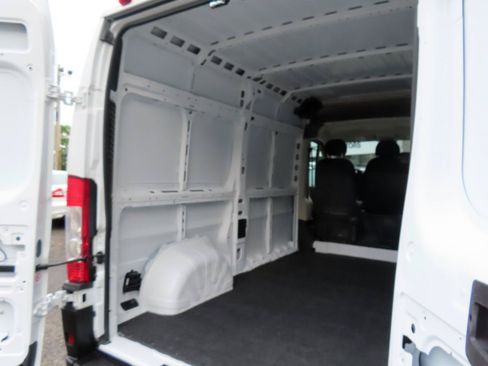 Used 2017 RAM ProMaster 2500 FWD image 18