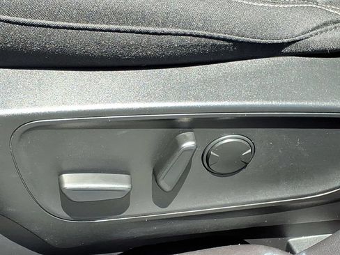 Used 2023 Ford Escape Active w/ Tech Pack #1 AWD/4WD image 24