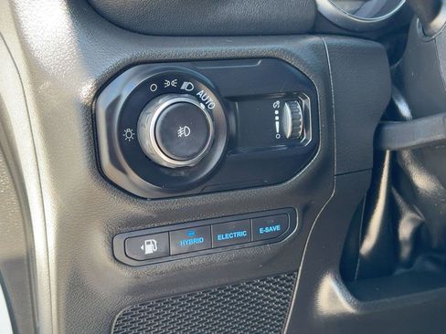 Used 2023 Jeep Wrangler Unlimited Rubicon 4xe image 19