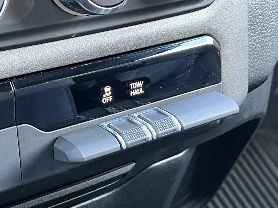 Used 2021 RAM 1500 Big Horn AWD/4WD image 34