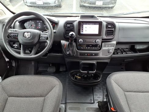 Used 2025 RAM ProMaster 2500 w/ Convenience Group FWD image 14