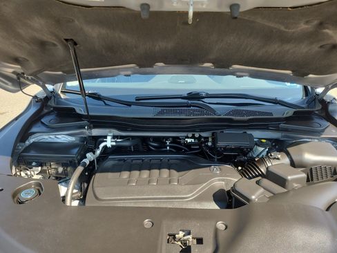 Used 2017 Acura MDX SH-AWD w/ Advance Package image 9