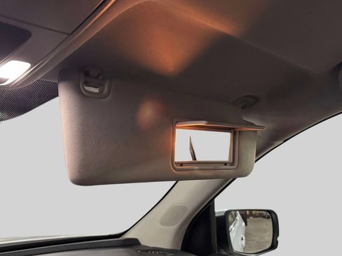 Used 2024 Honda Pilot EX-L image 9