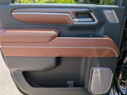 New 2026 GMC Sierra 2500 Denali Ultimate AWD/4WD image 21