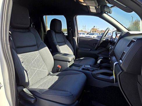 New 2026 Nissan Frontier SV image 12