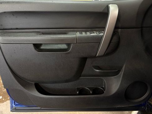 Used 2014 Chevrolet Silverado 2500 LT w/ Interior Plus Package image 16