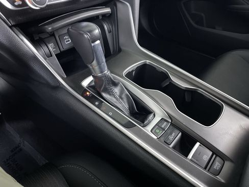 Used 2022 Honda Accord Sport image 17