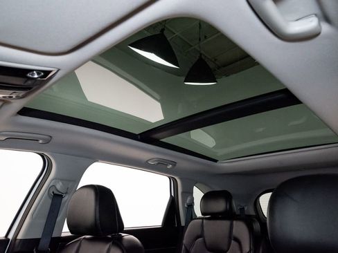 Certified 2023 Kia Sorento SX FWD image 11