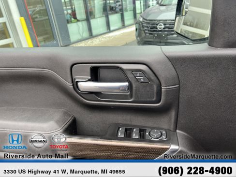 Used 2021 Chevrolet Silverado 1500 LT image 24
