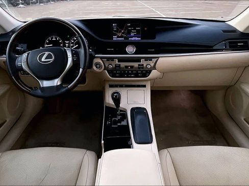 Used 2013 Lexus ES 350 image 10