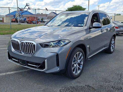 New 2026 BMW X5 xDrive40i AWD/4WD image 2