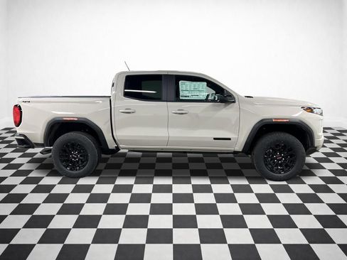 New 2026 GMC Canyon Elevation w/ Convenience Package image 2