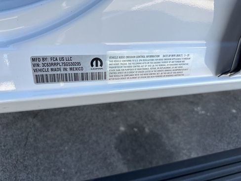 Used 2025 RAM 3500 Longhorn image 52