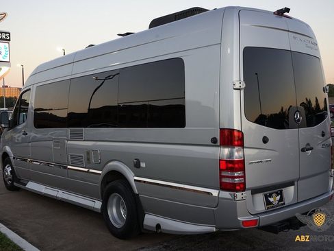 Used 2015 Mercedes-Benz Sprinter 3500 image 8