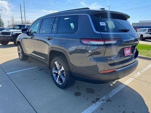 New 2026 Jeep Grand Cherokee L Limited AWD/4WD image 5