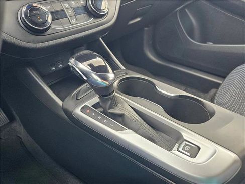 Used 2025 Buick Envista Preferred FWD image 24
