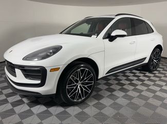 New 2026 Porsche Macan video 1