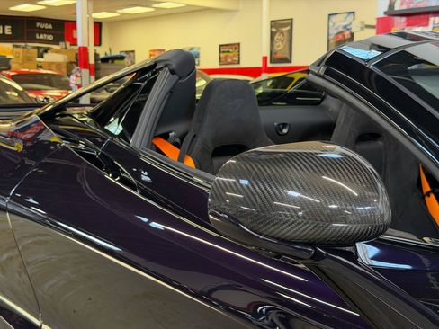 Used 2022 McLaren 720S Performance RWD image 15