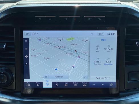 Used 2023 Ford F150 Lariat w/ Equipment Group 502A High image 29