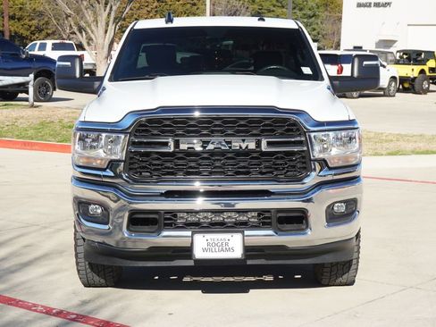 Used 2024 RAM 2500 Tradesman w/ Chrome Appearance Group image 7