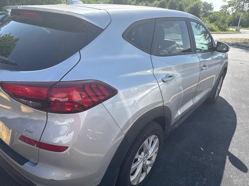 Used 2020 Hyundai Tucson SE w/ Winter Weather Package AWD/4WD image 6