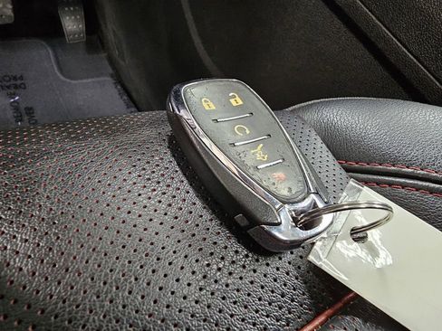 Used 2020 Chevrolet Blazer RS image 38