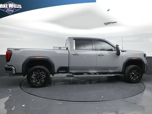 Used 2025 GMC Sierra 2500 SLE w/ SLE Value Package; AWD/4WD image 8