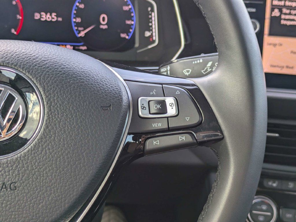 Used 2020 Volkswagen Jetta SEL Premium FWD image 28