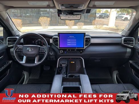 Used 2024 Toyota Tundra Limited AWD/4WD image 35