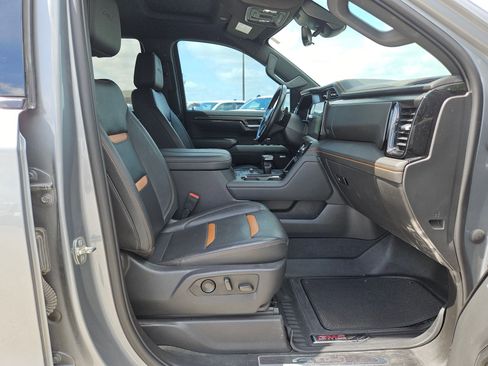 Used 2023 GMC Sierra 1500 AT4 w/ AT4 Premium Package AWD/4WD image 27