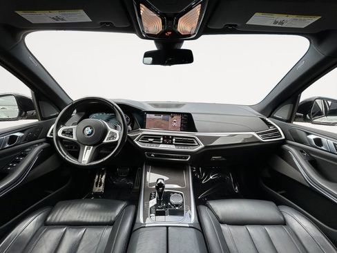 Used 2022 BMW X5 M50i w/ Premium Package image 14