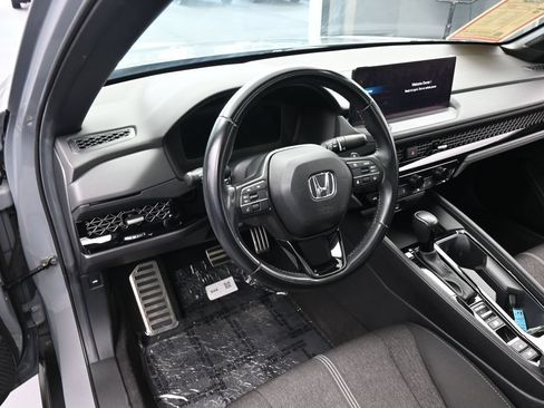 Used 2024 Honda Accord Sport image 12