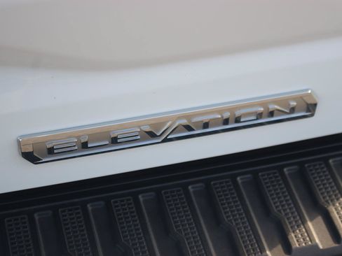 Used 2024 GMC Sierra 1500 Elevation AWD/4WD image 12