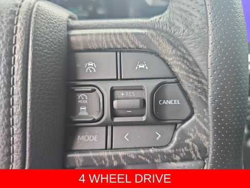 Used 2025 Toyota Tacoma TRD Off-Road w/ TRD Off Road Upgrade Package AWD/4WD image 18