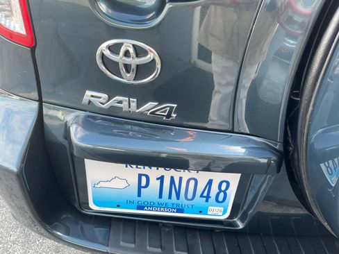 Used 2012 Toyota RAV4 4WD image 5