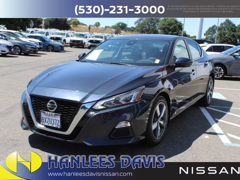 Used 2021 Nissan Altima 2.5 SV FWD image 3