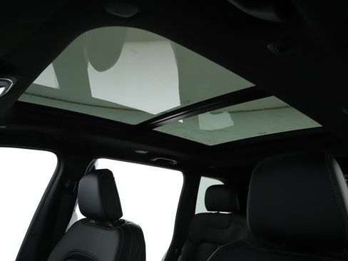 New 2026 Jeep Grand Cherokee Limited w/ Limited Altitude Package image 14