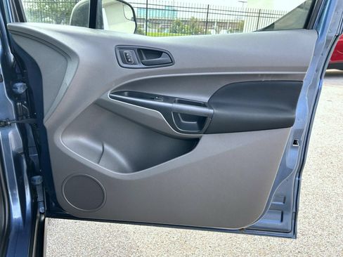 Used 2020 Ford Transit Connect XL FWD image 16